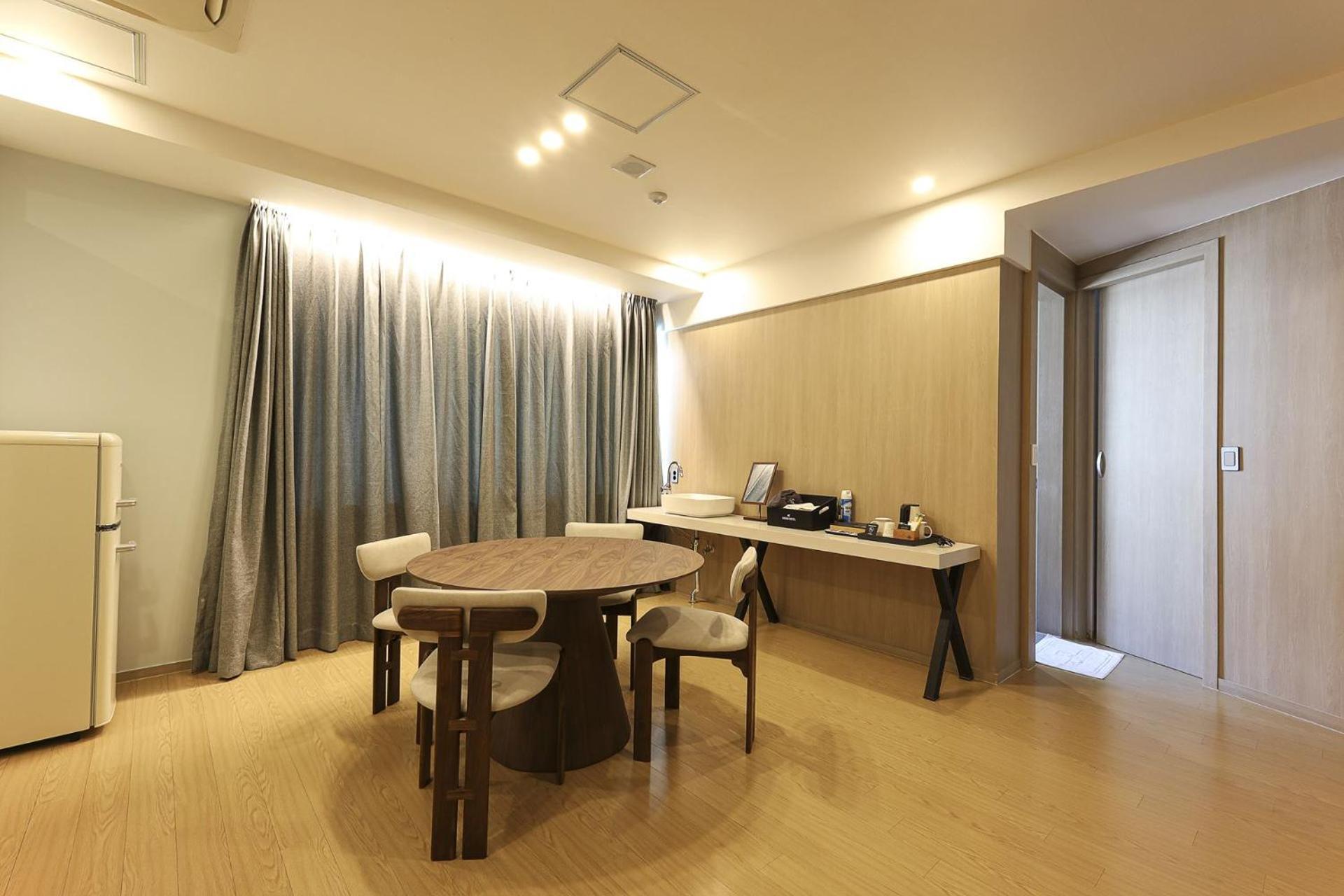 Hound Hotel Changwon Dış mekan fotoğraf