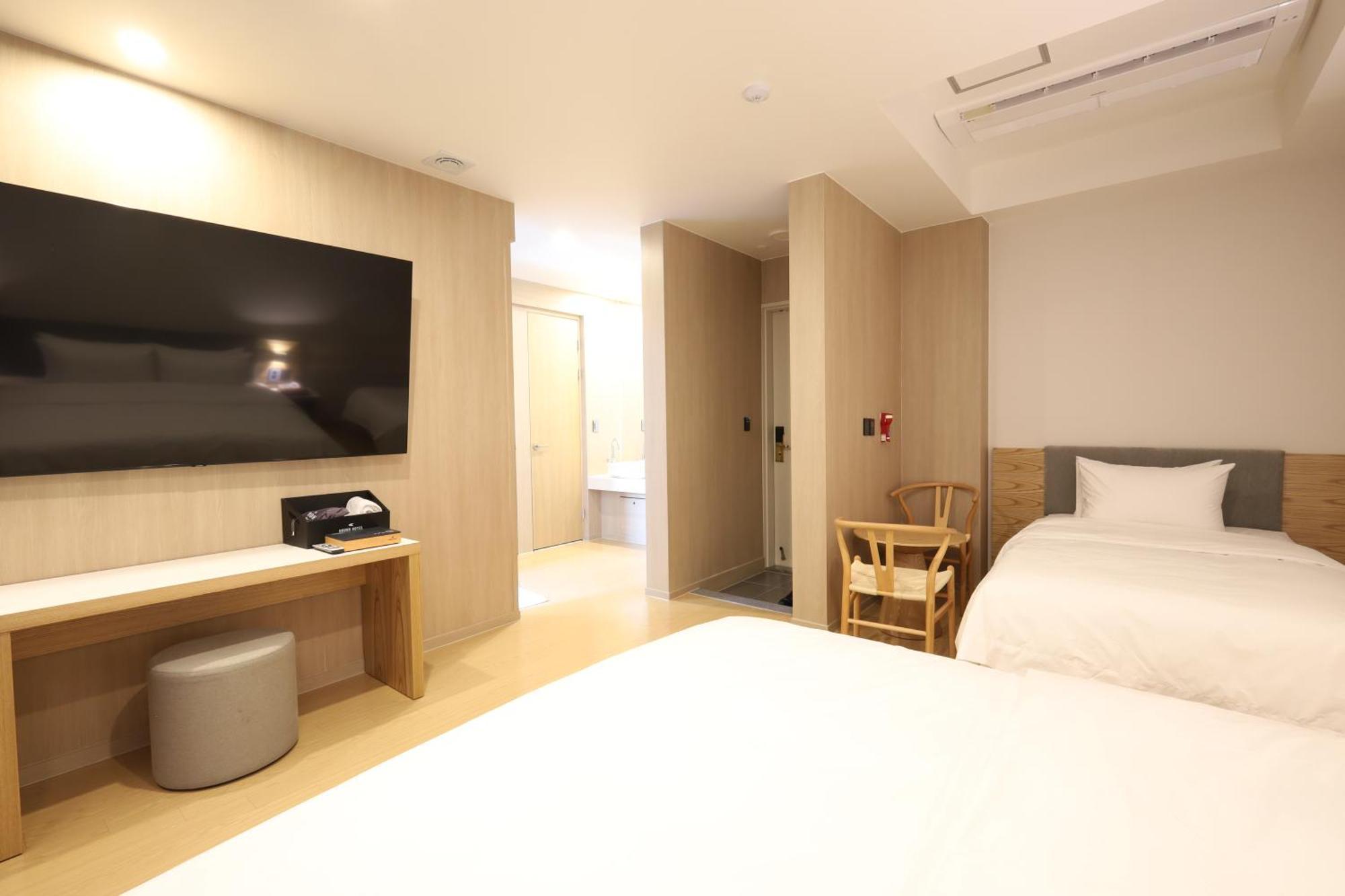 Hound Hotel Changwon Dış mekan fotoğraf