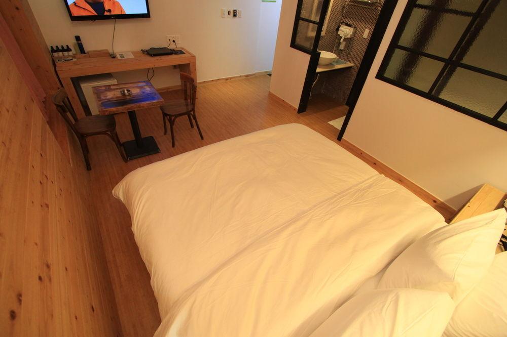 Hound Hotel Changwon Dış mekan fotoğraf